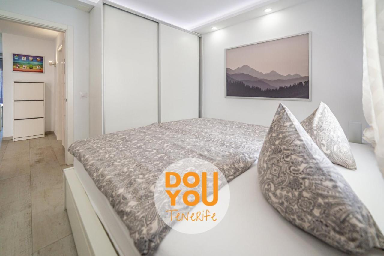 Holiday Apartments Oasis Los Cristianos  Exterior photo